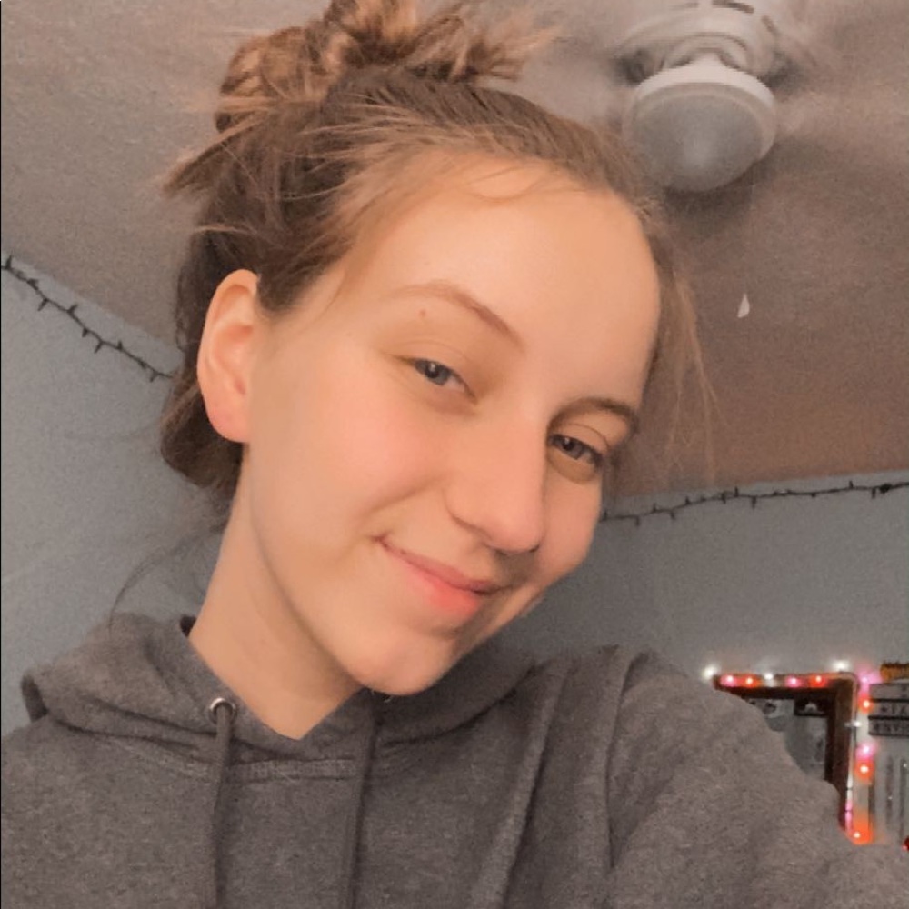 Meet your Posher, Lexi